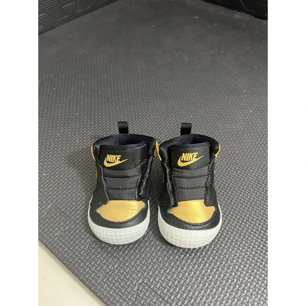 Nike Air‎ Jordan 1 Crib Bootie Unisex 1C Black Gold AT3745-071 Baby